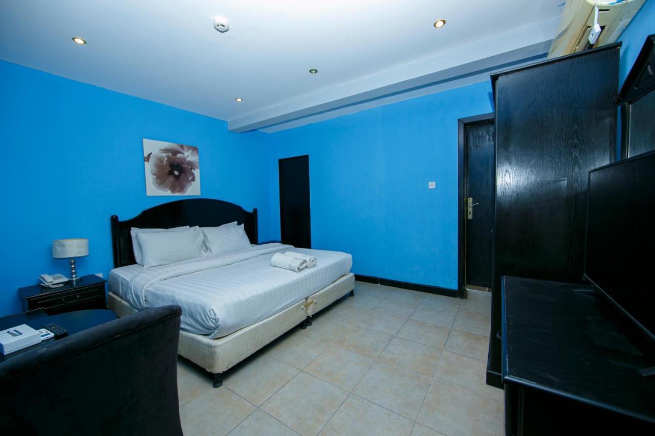 מנאמה Bahrain Plaza Hotel מראה חיצוני תמונה