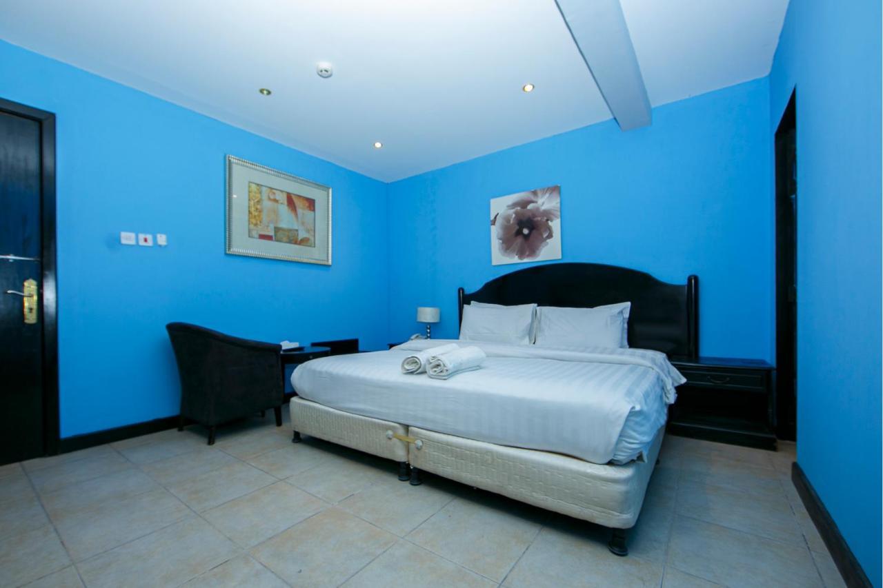 מנאמה Bahrain Plaza Hotel מראה חיצוני תמונה